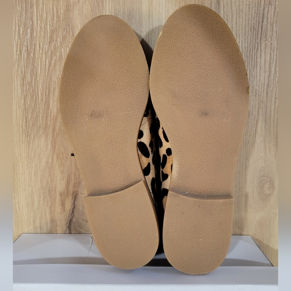 Steve Madden Leopard Print Flats - Picture 5 of 7